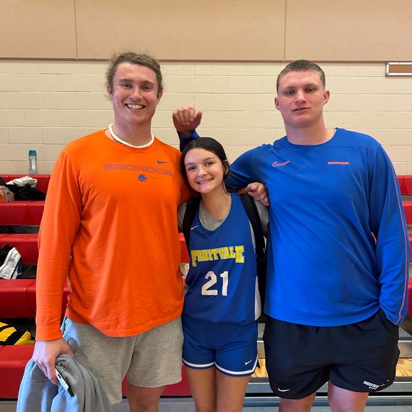 Meet your Posher, Aerin Michelle & Stacy - Picture 9 of 13